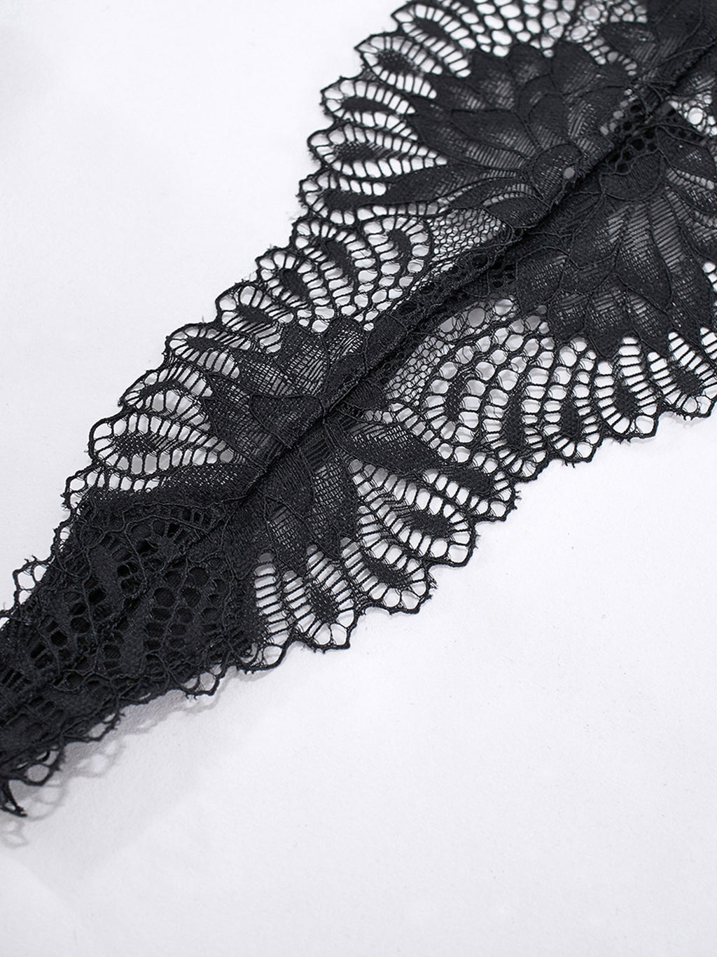 Lace Halterneck Set